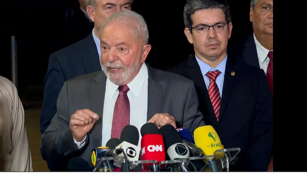 Lula deu entrevista coletiva após encontros com autoridades em Brasília - Foto: Reprodução/ GloboNews