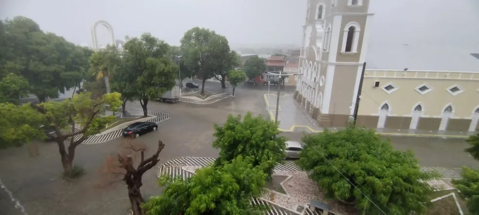 Chuva é registrada em Caicó nesta segunda-feira (6) - Foto: Alex Alexandre