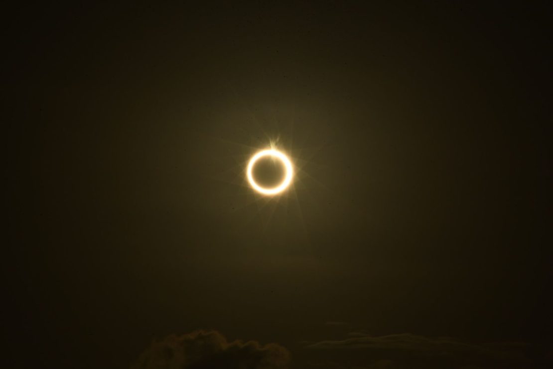 Eclipse solar anular - Foto: Everton Dantas