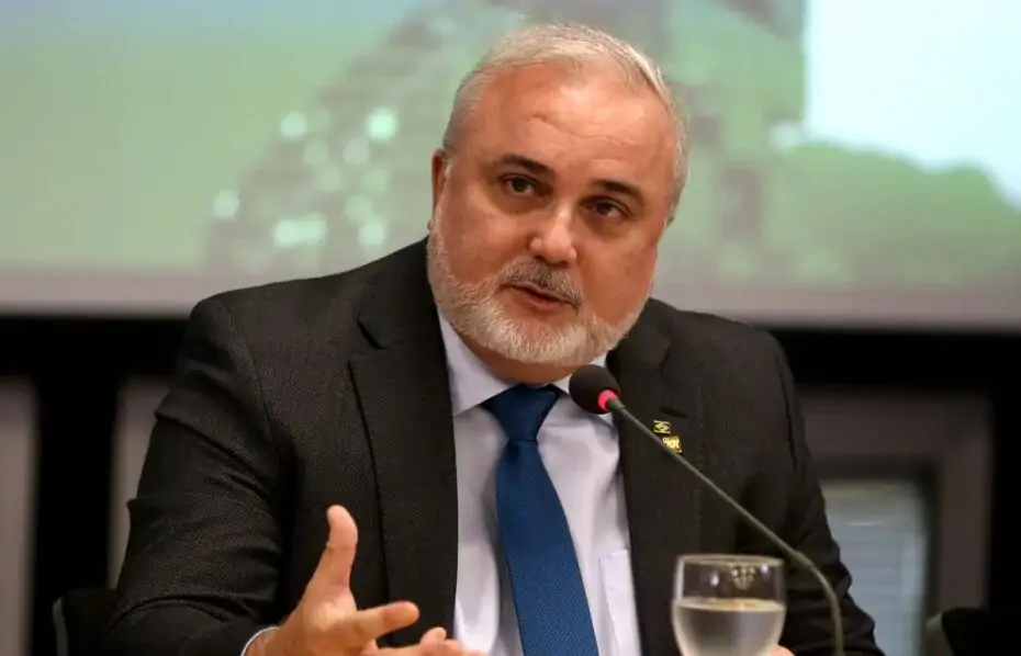 O presidente da Petrobras, Jean Paul Prates, afirmou que, em momento algum, se sentiu ameaçado no cargo ou recebeu pedido do presidente Luiz Inácio Lula da Silva para baixar o preço dos combustíveis. 