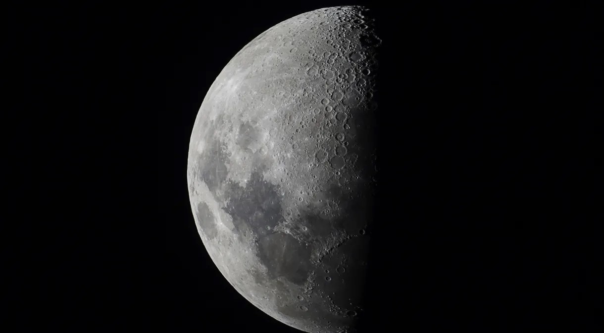 Interesse no polo sul lunar aumentou no ano passado após missão indiana Foto: David Trood/Getty Images