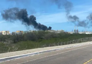 Incêndio na refinaria Clara Camarão teria começado no final da manhã e já foi controlado. Foto: Sindipetro/RN