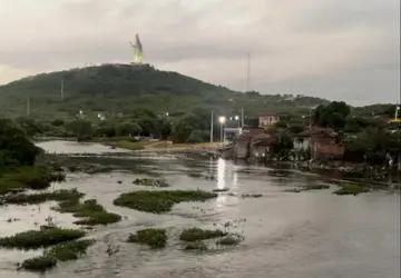 Nível de águas do Rio Trairi segue subindo e deixa população de Santa Cruz em alerta - Foto: Reprodução/Blog do Wallace