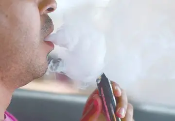 Cigarros eletrônicos seguem proibidos no Brasil - Foto: NOVO Notícias